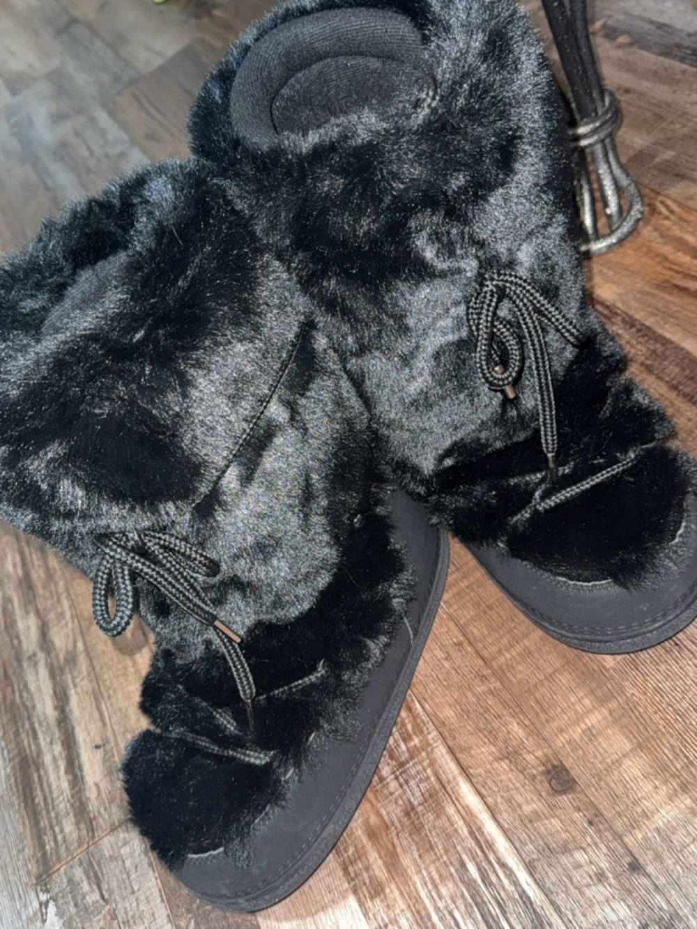 Black Faux Fur Winter Boots